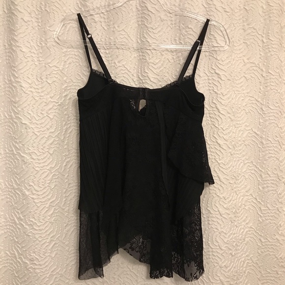 Victoria's Secret Paisley Lace Top (36C) - Picture 4 of 8